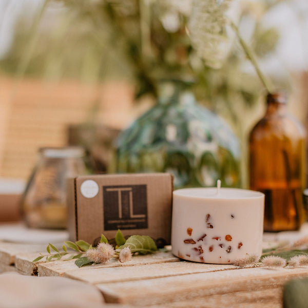 Hand-made Soy Wax Candle with Linden Flower & Honey Scent